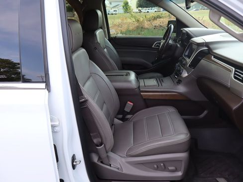 Used 2018 GMC Yukon Denali w/ Denali Ultimate Package AWD/4WD image 24