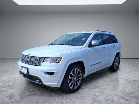 Used 2017 Jeep Grand Cherokee Overland w/ Jeep Active Safety Group RWD image 3