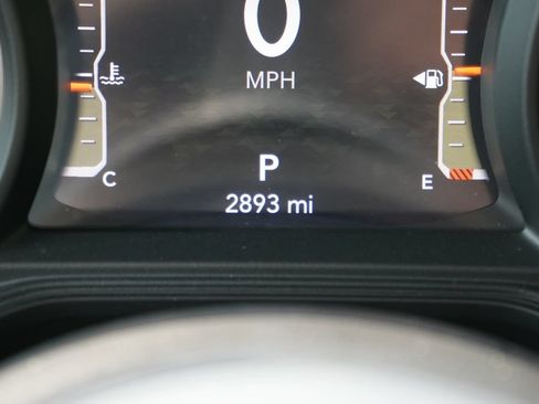 Used 2024 Jeep Wrangler Unlimited Rubicon w/ Technology Group AWD/4WD image 21