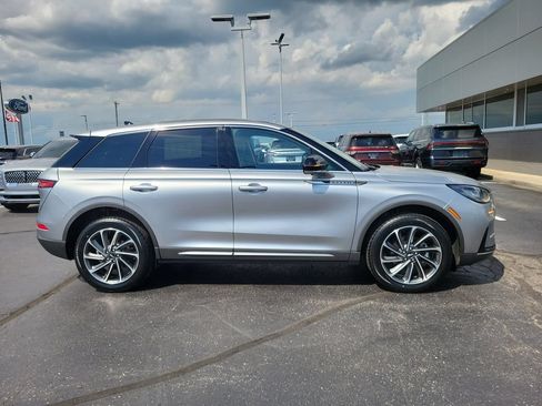 Certified 2023 Lincoln Corsair AWD w/ Equipment Group 101A image 3