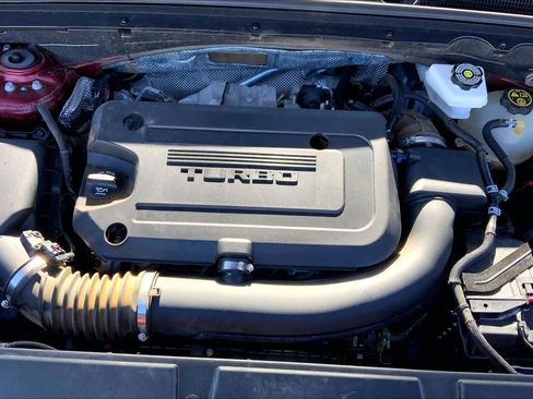 Used 2023 Buick Envision Avenir image 33