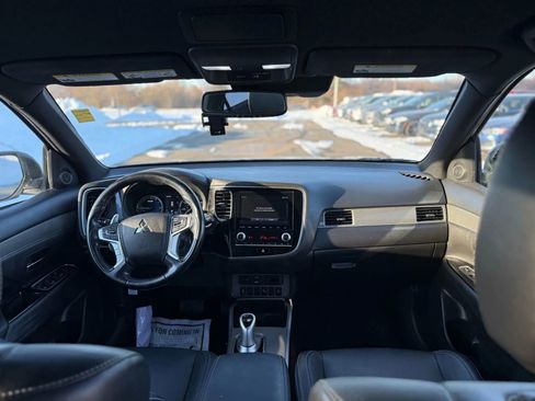 Used 2021 Mitsubishi Outlander SEL image 17