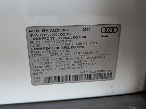 Used 2021 Audi e-tron Premium AWD/4WD image 38