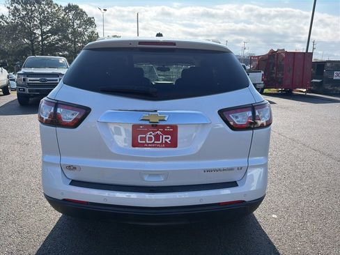 Used 2016 Chevrolet Traverse LT image 8