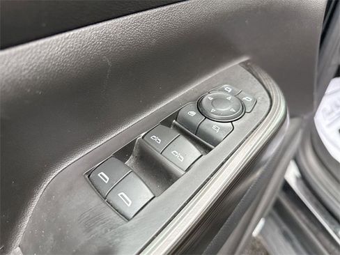 Used 2021 GMC Acadia SLT w/ Elevation Edition image 13