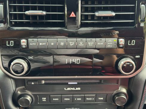 Used 2023 Lexus GX 460 Premium w/ Premium Plus Package AWD/4WD image 32