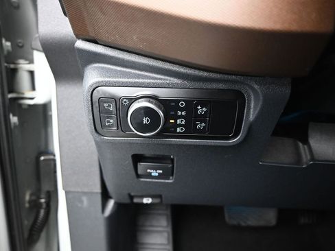 Used 2023 Ford Bronco Outer Banks AWD/4WD image 13