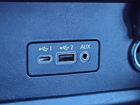 Used 2023 Nissan Sentra SV image 23