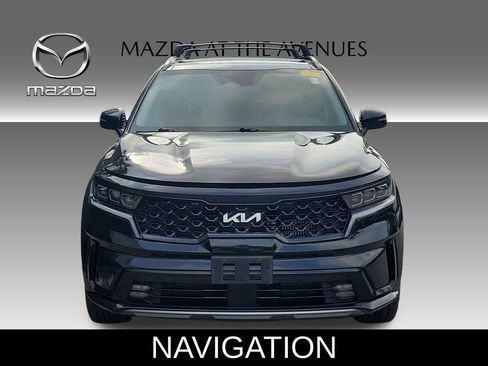 Used 2022 Kia Sorento SX image 2