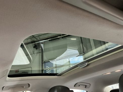 Used 2015 Audi A3 1.8T Premium w/ Audi MMI Navigation Plus image 4