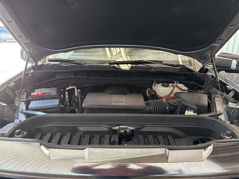 Used 2024 GMC Sierra 1500 AT4 w/ Technology Package image 31