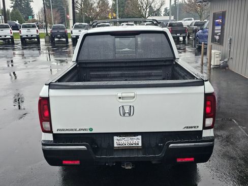 Used 2020 Honda Ridgeline Sport image 6