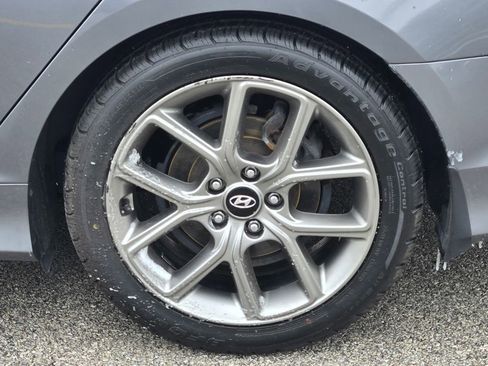 Used 2018 Hyundai Sonata Limited image 23