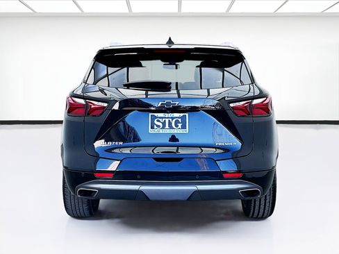 Used 2020 Chevrolet Blazer Premier w/ LPO, Black Grille Bar Package image 5