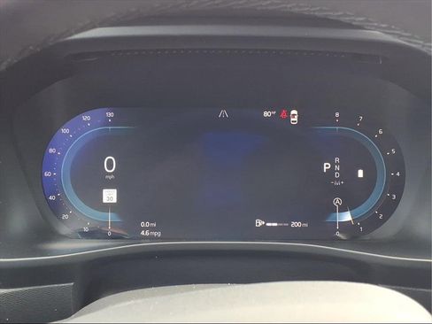 Used 2024 Volvo XC40 B5 Plus w/ Climate Package image 26