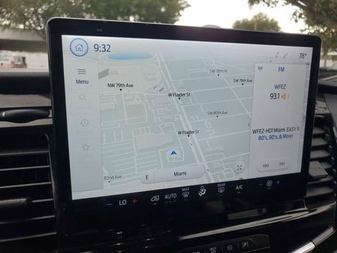 Certified 2023 Ford Transit 350 XLT image 23