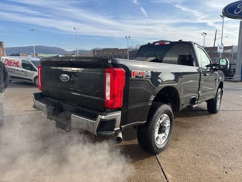 New 2026 Ford F350 XLT w/ FX4 Off-Road Package AWD/4WD image 7