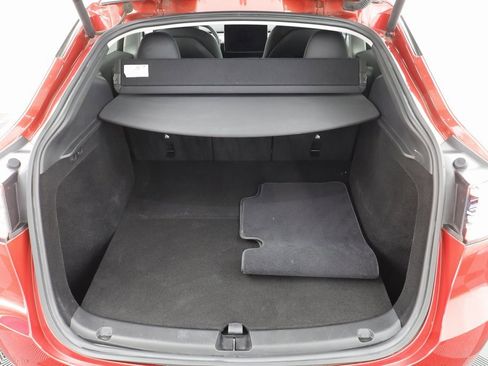 Used 2023 Tesla Model Y Long Range image 19