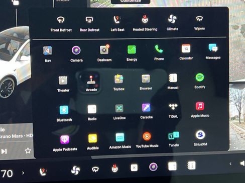 Used 2021 Tesla Model Y Performance image 18