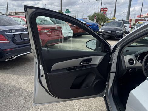 Used 2011 Chevrolet Cruze LS w/ Connectivity Package FWD image 15