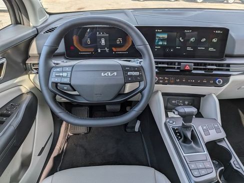 New 2026 Kia Sportage EX FWD image 18