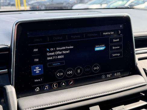 Used 2021 Chevrolet Suburban Z71 w/ Rear Media and Nav Package AWD/4WD image 31