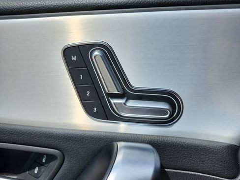 Used 2025 Mercedes-Benz CLA 250 image 25