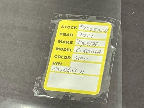 Certified 2021 Toyota Corolla SE w/ Carpet Mat Package (TMS) image 31