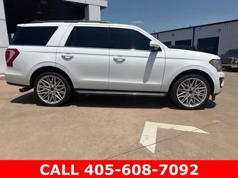 Used 2021 Ford Expedition XLT RWD image 23