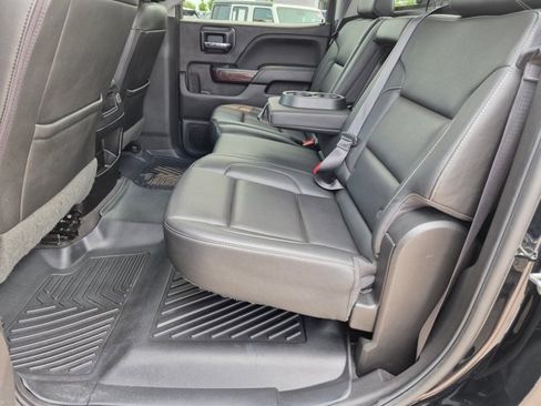 Used 2018 GMC Sierra 1500 SLT AWD/4WD image 16