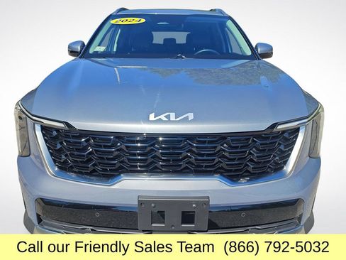 Used 2024 Kia Sorento S AWD/4WD image 9