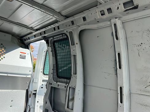 Used 2022 Chevrolet Express 2500 w/ Driver Convenience Package image 19