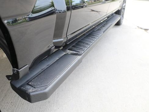 Used 2025 Ford F150 Lariat w/ Equipment Group 502A High AWD/4WD image 9