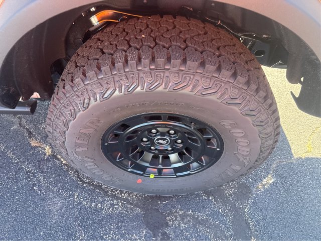 New 2026 Ford Bronco Badlands AWD/4WD image 18