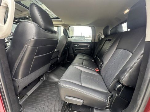 Used 2018 RAM 2500 Laramie w/ Convenience Group AWD/4WD image 15