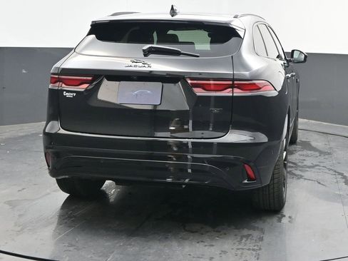 New 2026 Jaguar F-PACE R-Dynamic S image 6