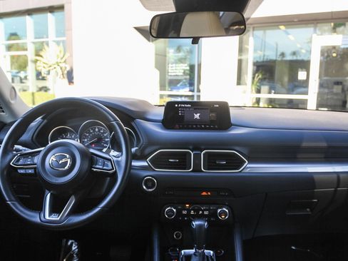 Used 2017 MAZDA CX-5 Touring image 12