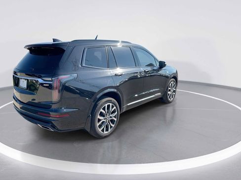 Certified 2023 Cadillac XT6 Sport w/ Technology Package AWD/4WD image 9