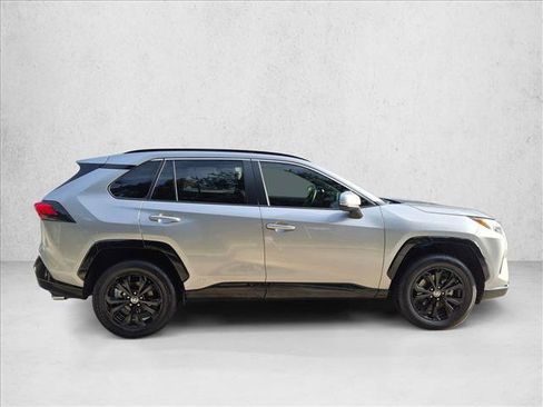 Certified 2022 Toyota RAV4 SE w/ SE Grade Weather Package AWD/4WD image 4