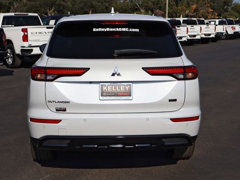 Used 2023 Mitsubishi Outlander SEL image 7