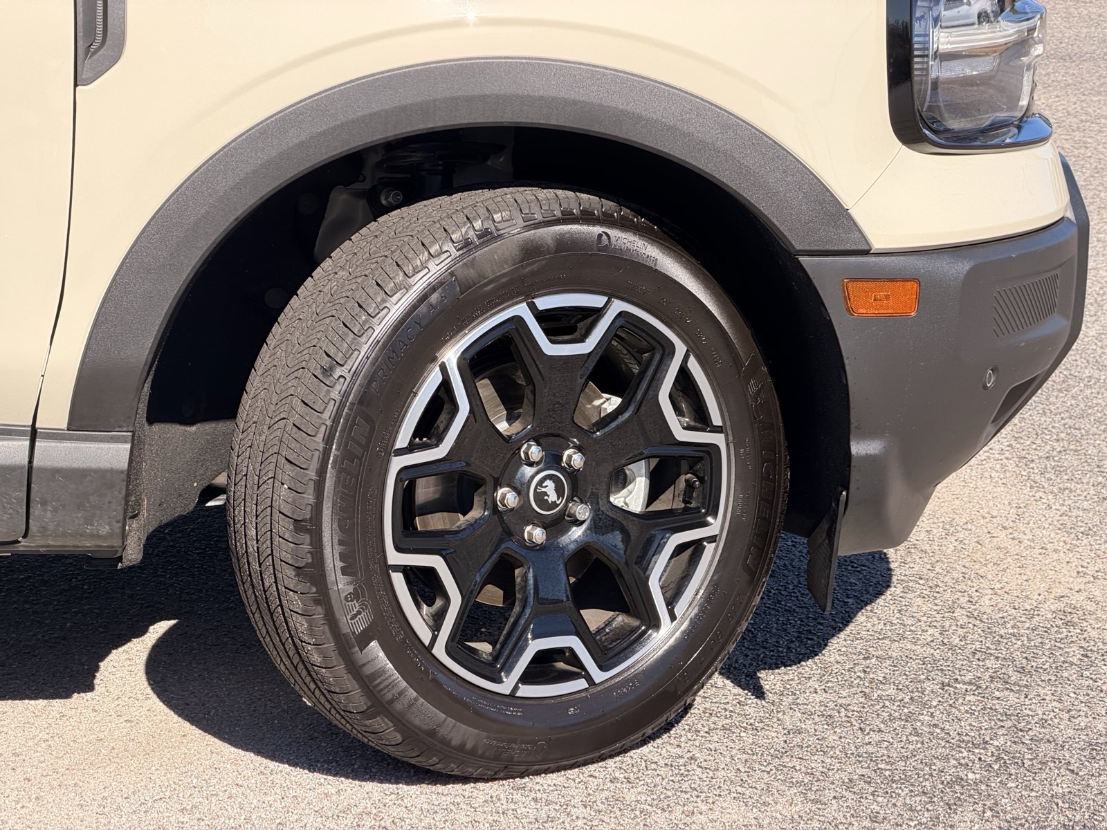 Used 2025 Ford Bronco Sport Outer Banks w/ Outer Banks Tech Package+ AWD/4WD image 5