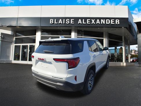 Used 2026 GMC Terrain Elevation AWD/4WD image 3