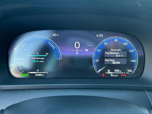 Used 2023 Toyota Crown Platinum image 15