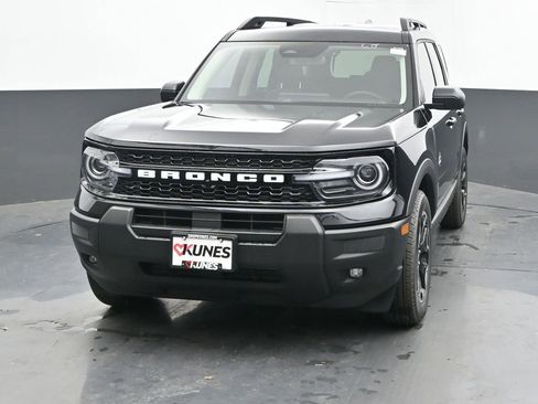 New 2025 Ford Bronco Sport Outer Banks image 3