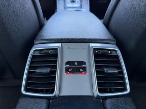 Used 2015 Porsche Panamera 4S AWD/4WD image 18