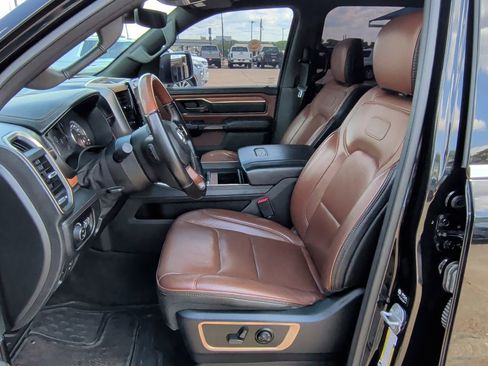 Used 2022 RAM 1500 Limited w/ Bed Utility Group image 12