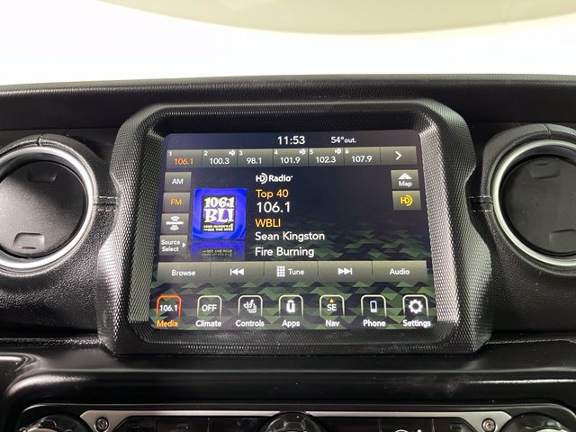 Used 2022 Jeep Wrangler Unlimited Sahara w/ Cold Weather Group AWD/4WD image 28