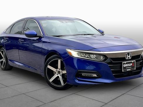 Used 2018 Honda Accord Sport image 3