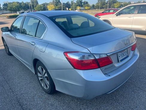 Used 2014 Honda Accord LX image 4
