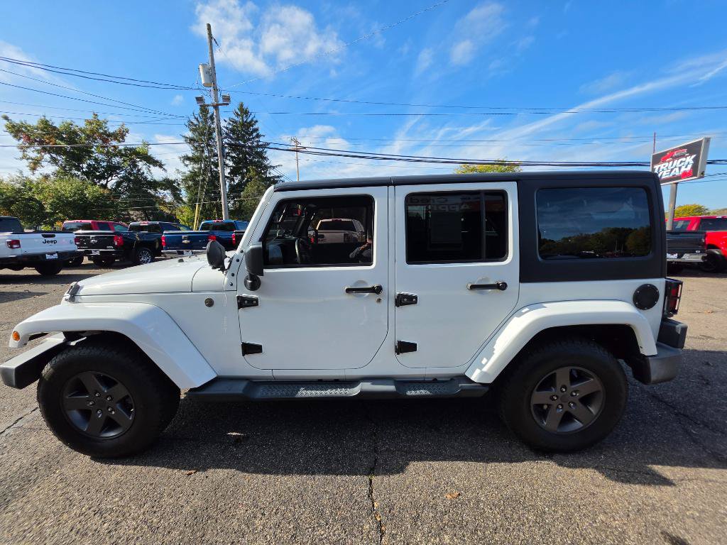 Used 2016 Jeep Wrangler Unlimited Sport AWD/4WD image 2